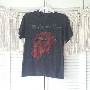 the rolling stones Tops - The Rolling Stones gray graphic band tee S the rolling stones Tops - The Rolling Stones gray graphic band tee S